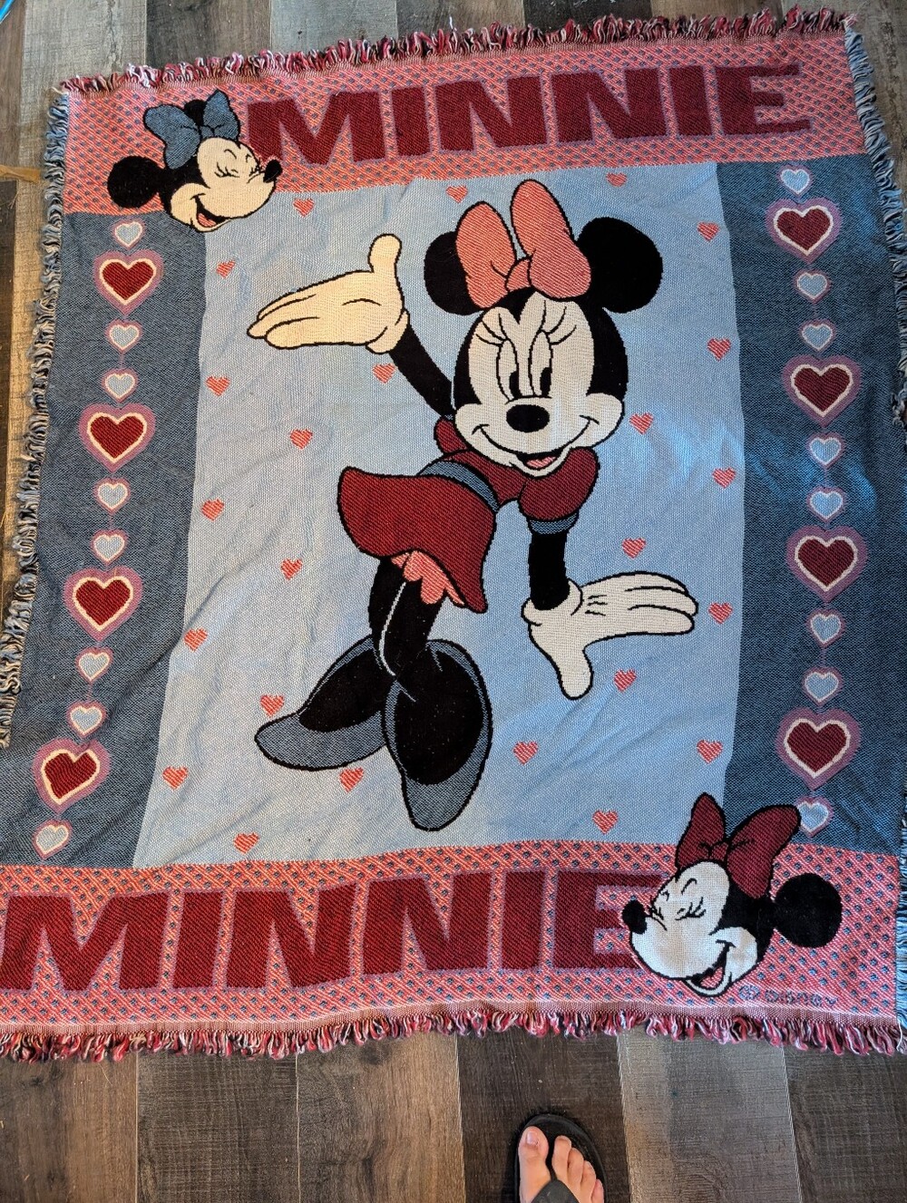 2/140$ Disney Minnie Mouse Pink Red Blue Woven Throw Blanket